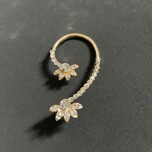 European Ear-Piece (piercing)